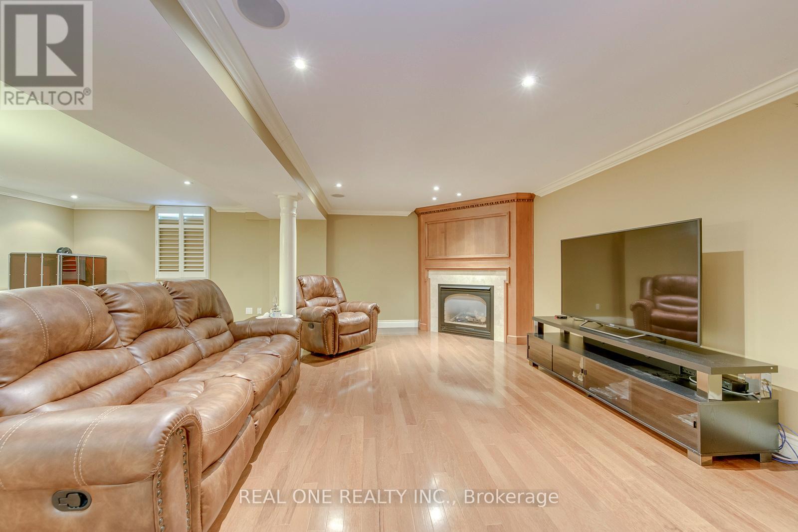 1311 BLACKBURN DRIVE - 35