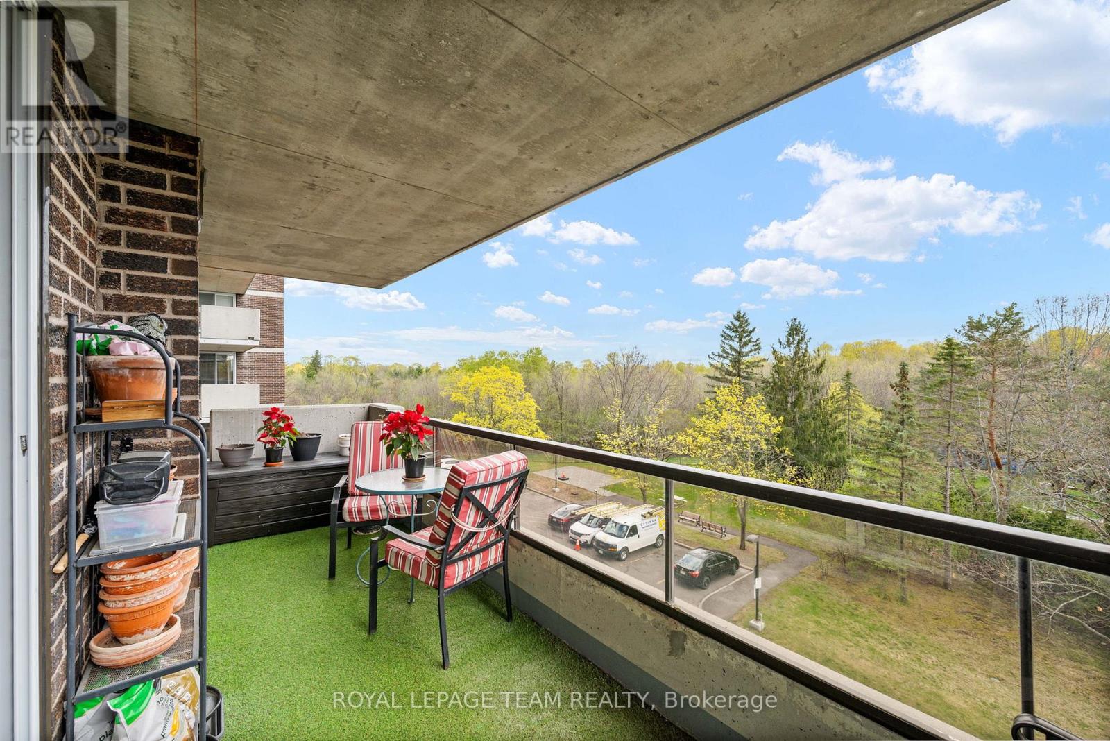 2 Bed, 2 Bath Apartment for Sale in Ottawa – 402 – 1705 PLAYFAIR DRIVE, Ottawa – MLS# X13432274 - Image 27