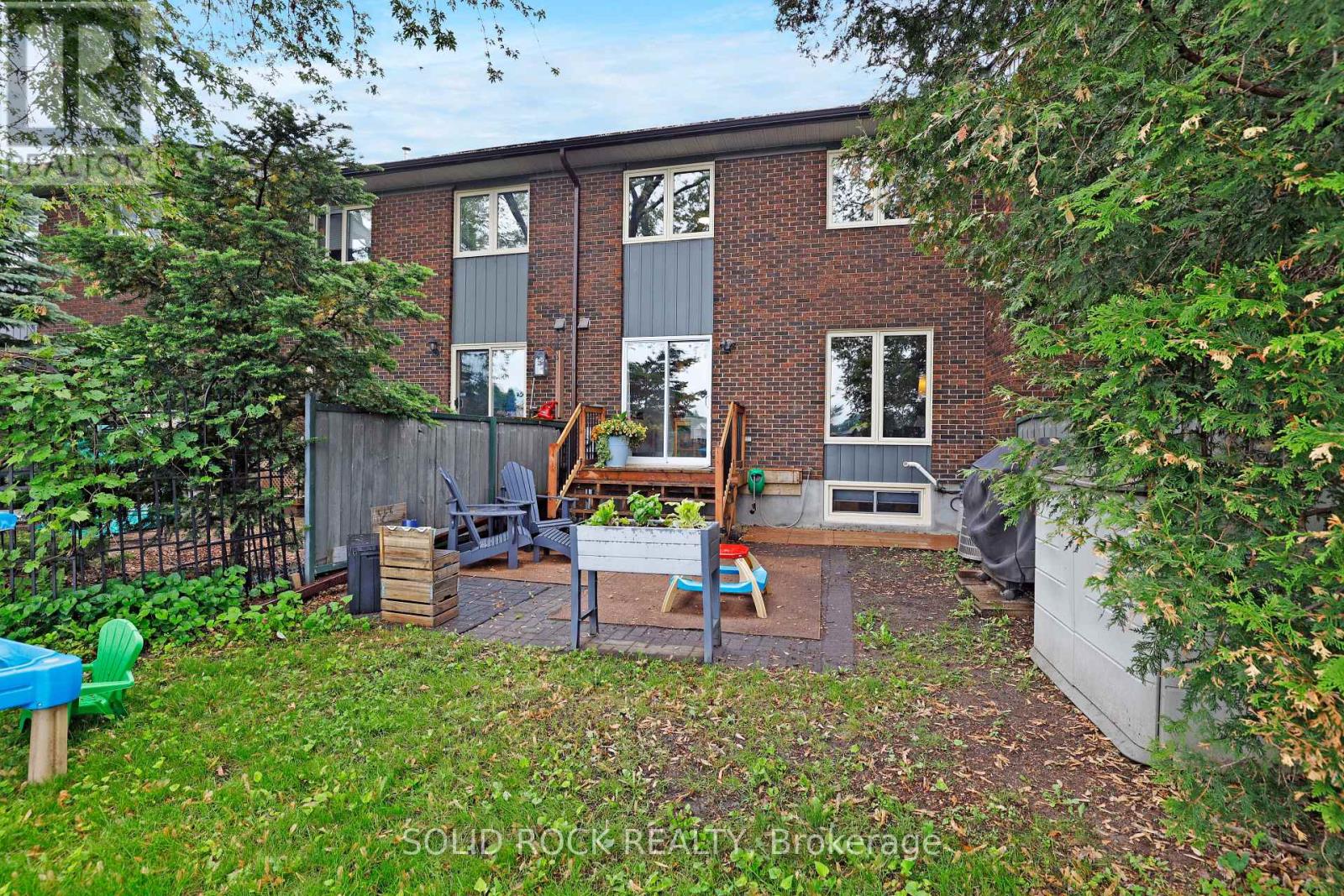 97 BEACHVIEW PRIVATE - 24