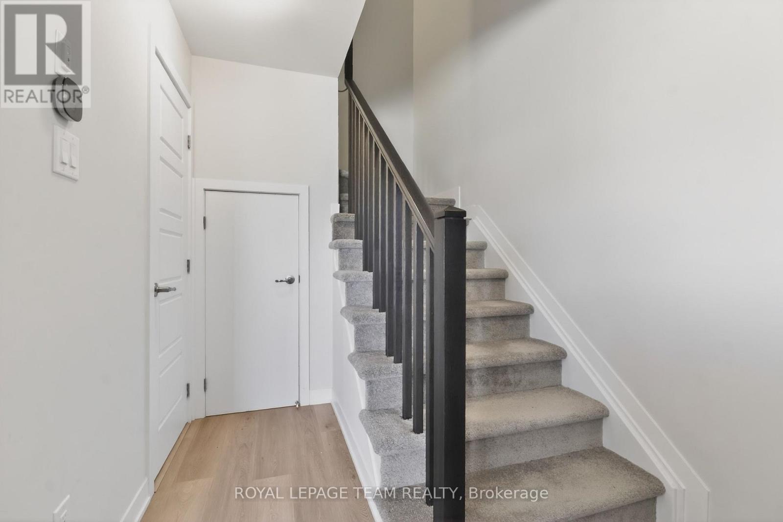 2 Bed, 3 Bath House for Rent in Ottawa – 720 LILLIAN FREIMAN PRIVATE, Ottawa – MLS# X13432334 - Image 23