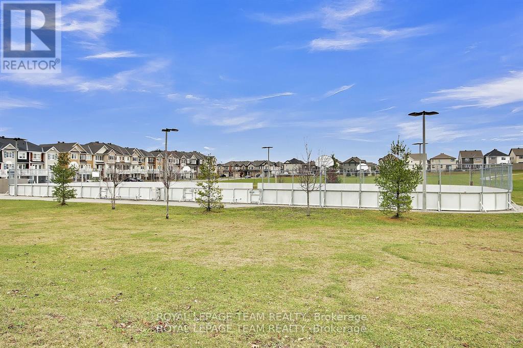 2 Bed, 3 Bath House for Rent in Ottawa – 720 LILLIAN FREIMAN PRIVATE, Ottawa – MLS# X13432334 - Image 38
