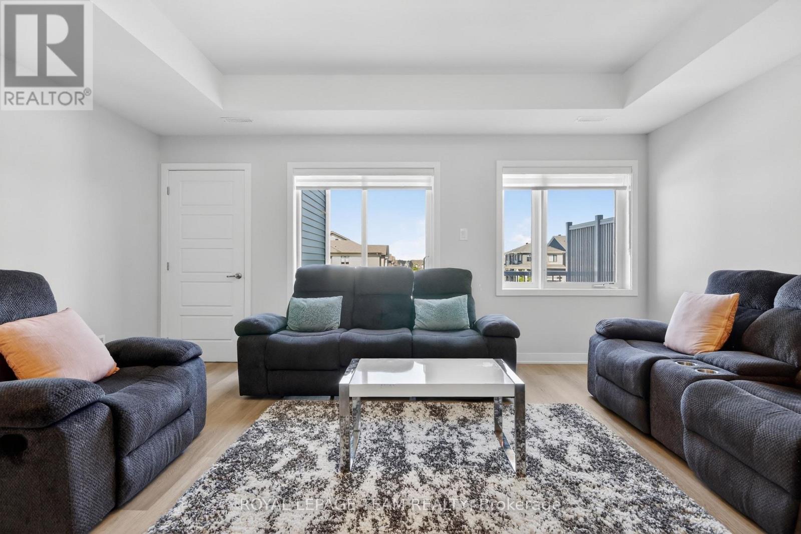2 Bed, 3 Bath House for Rent in Ottawa – 720 LILLIAN FREIMAN PRIVATE, Ottawa – MLS# X13432334 - Image 9