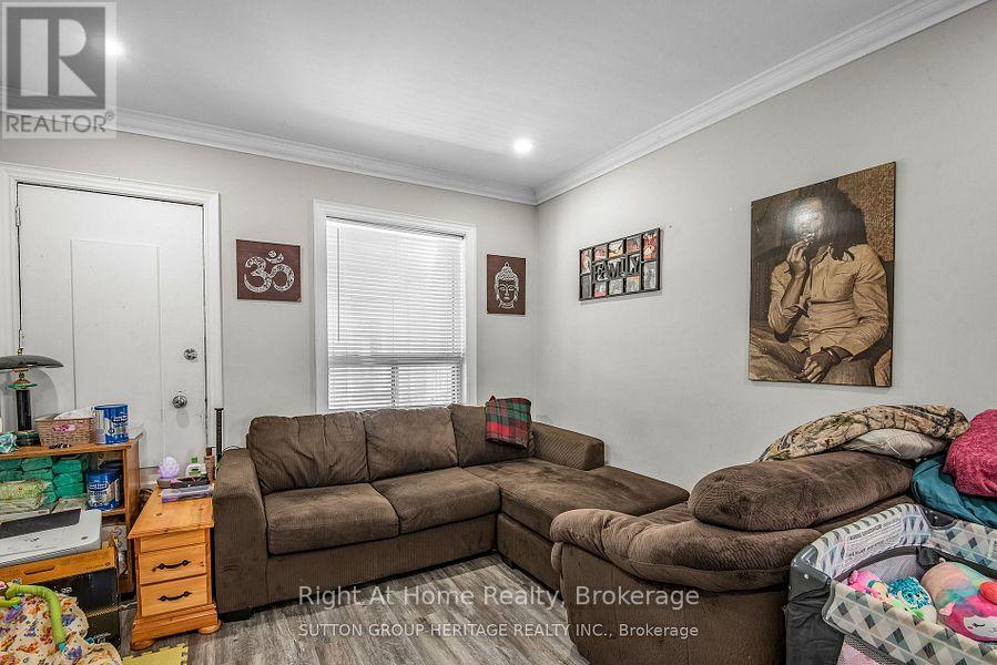 238 ALBERT STREET - 5