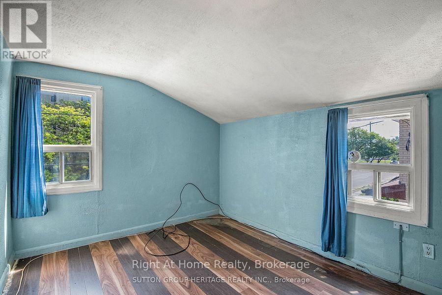 238 ALBERT STREET - 9