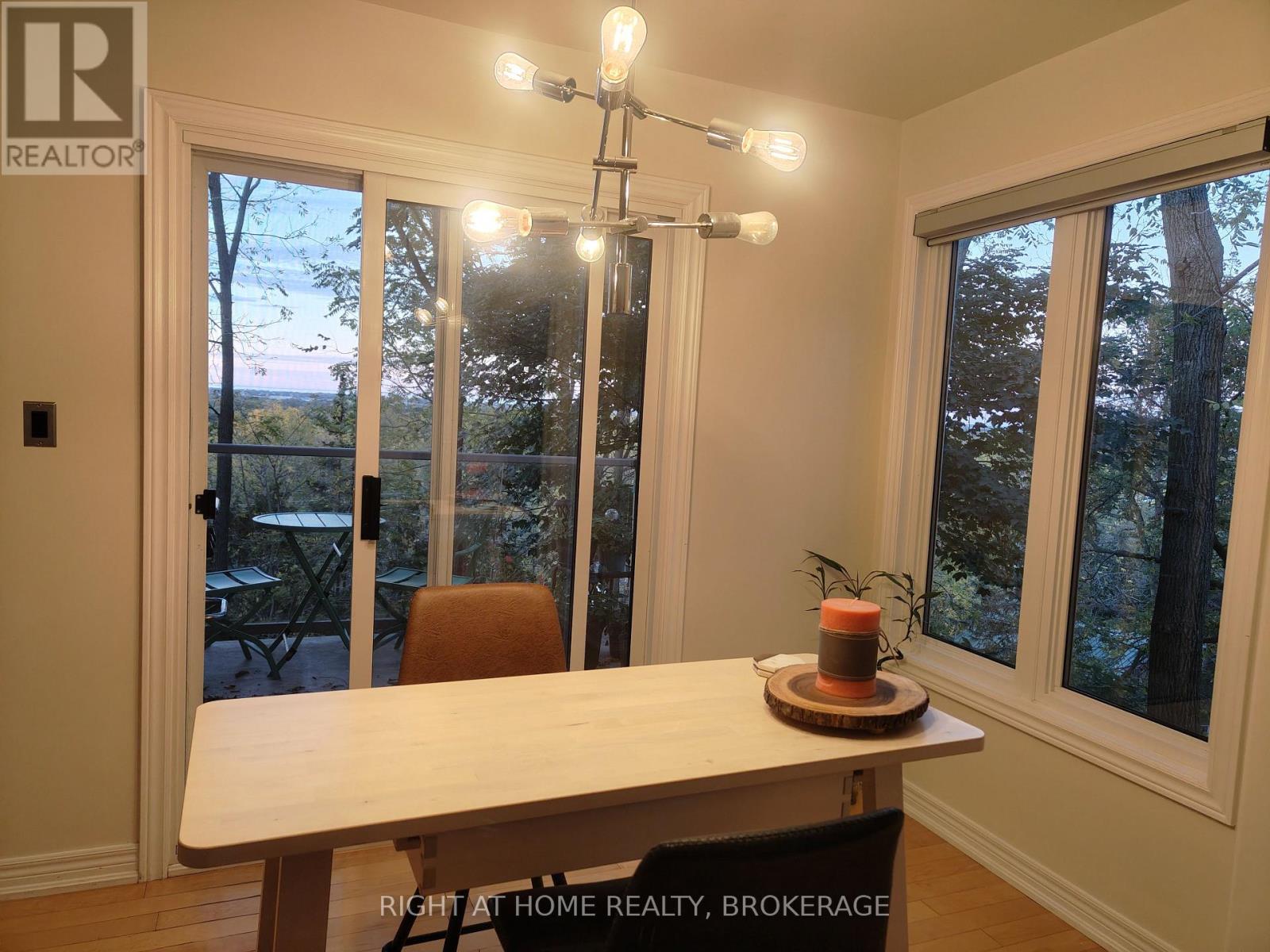 22 URSULA AVENUE - 34