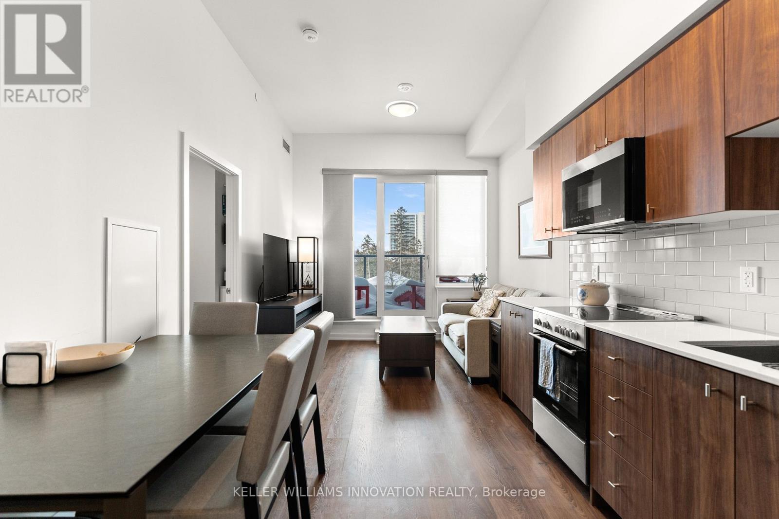 #317 15 WELLINGTON STREET - 8