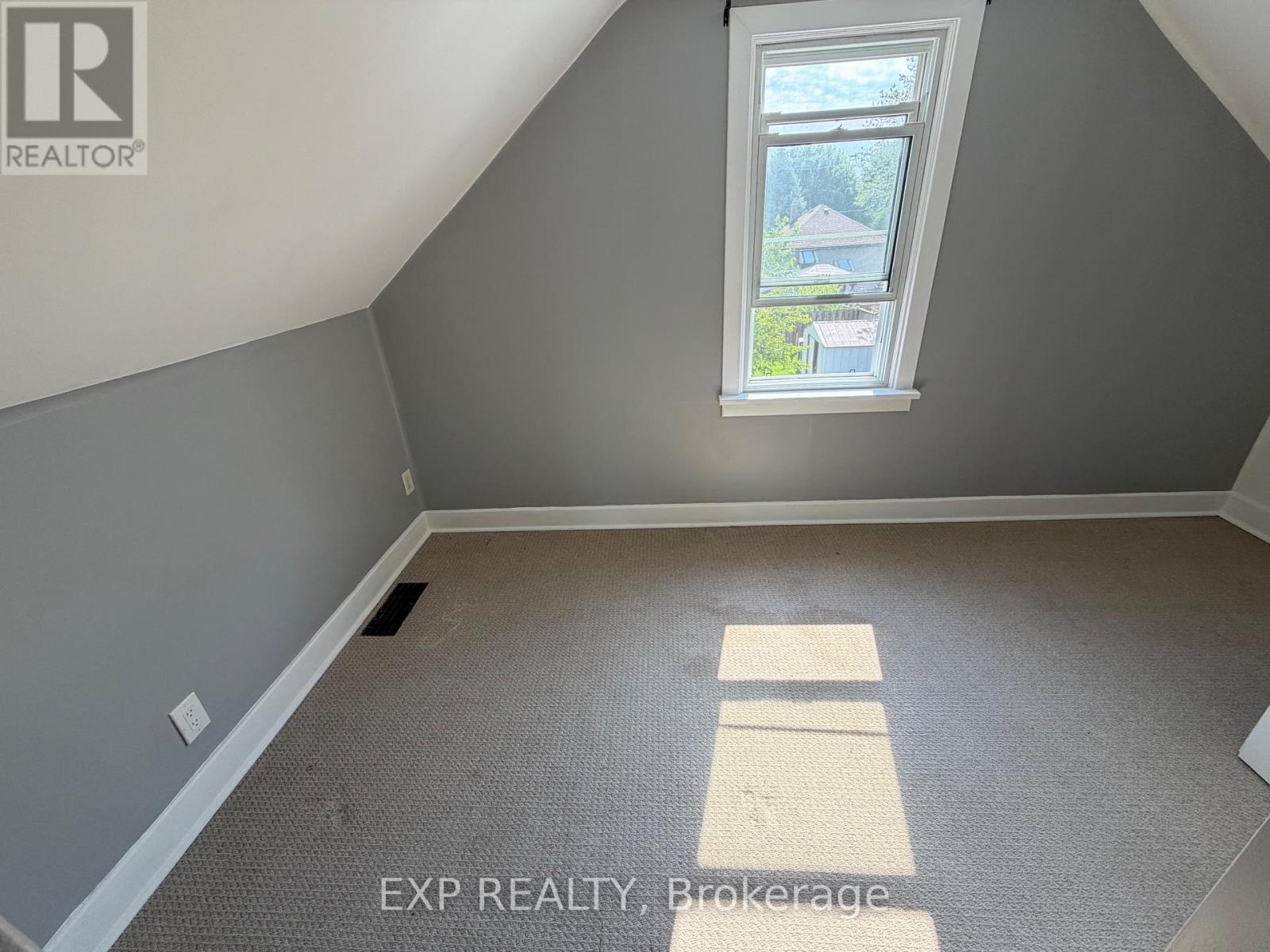 36 BRIGHTON AVENUE - 21