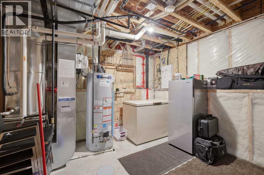 182 Robinson Avenue — photo 41