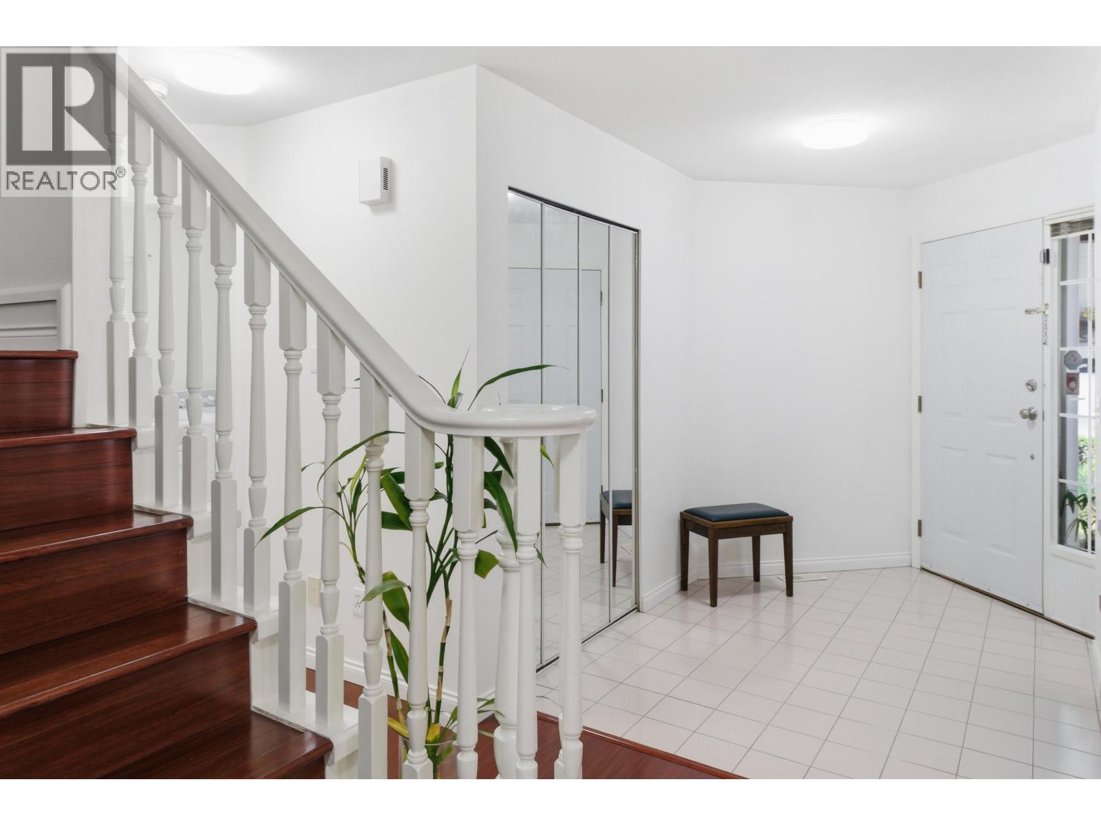 5260 OLIVER Drive, Richmond