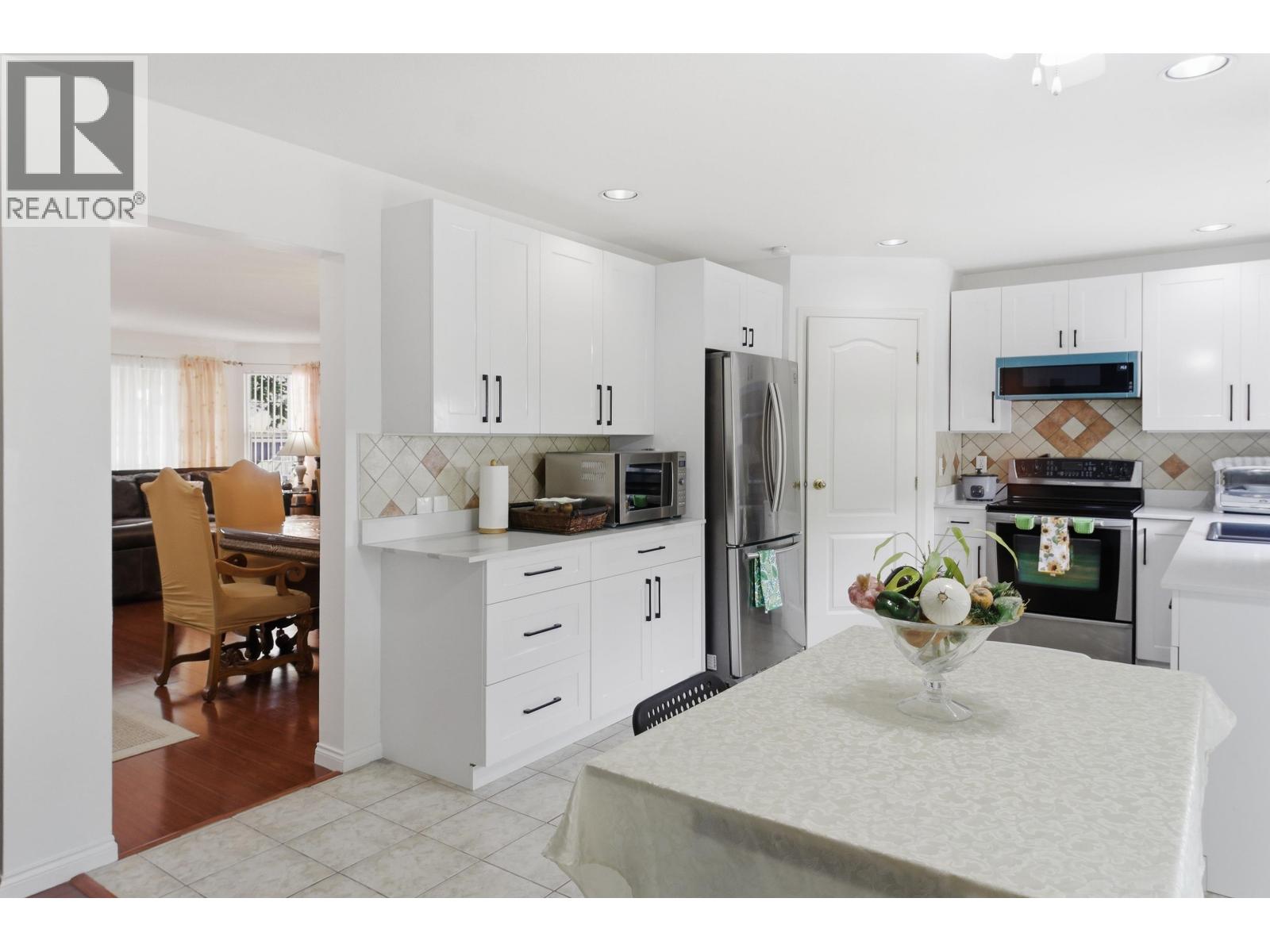 5260 OLIVER Drive, Richmond