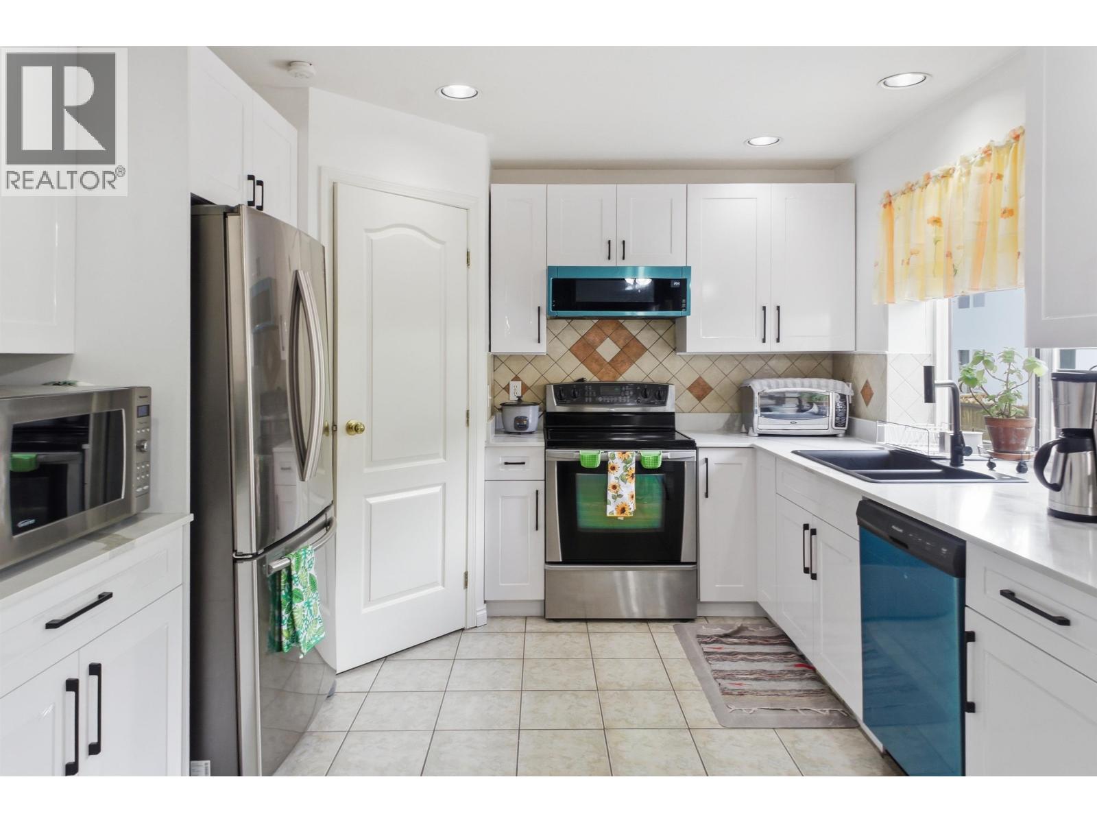 5260 OLIVER Drive, Richmond