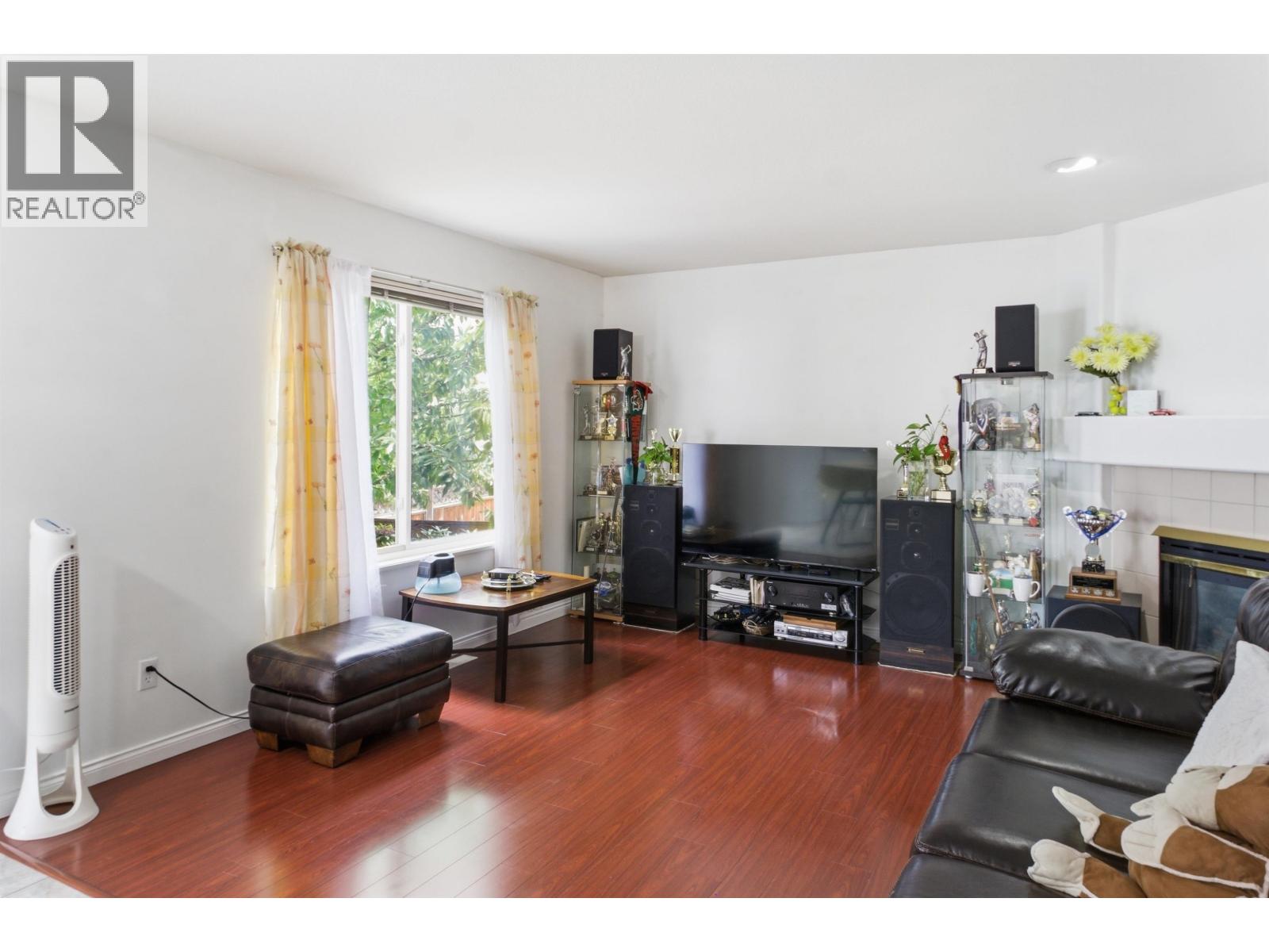 5260 OLIVER Drive, Richmond