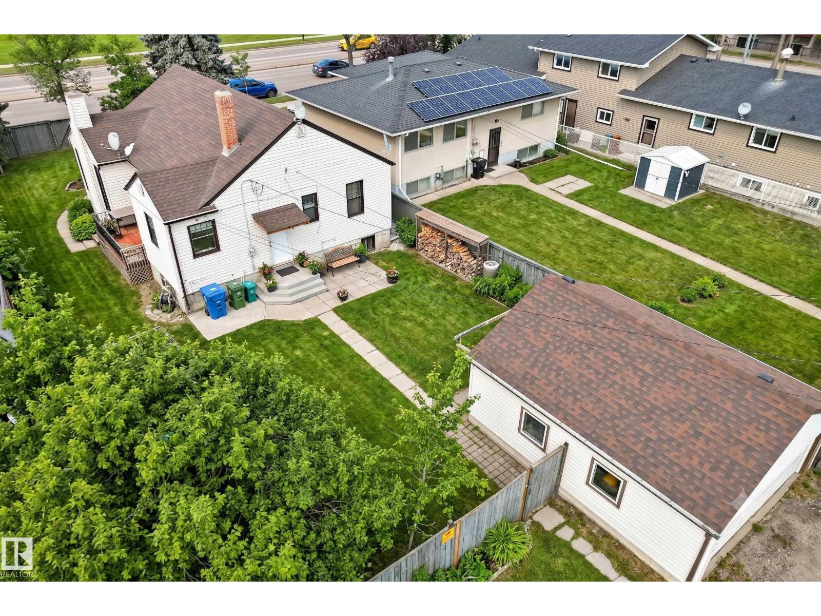10839 109 ST NW - photo 3