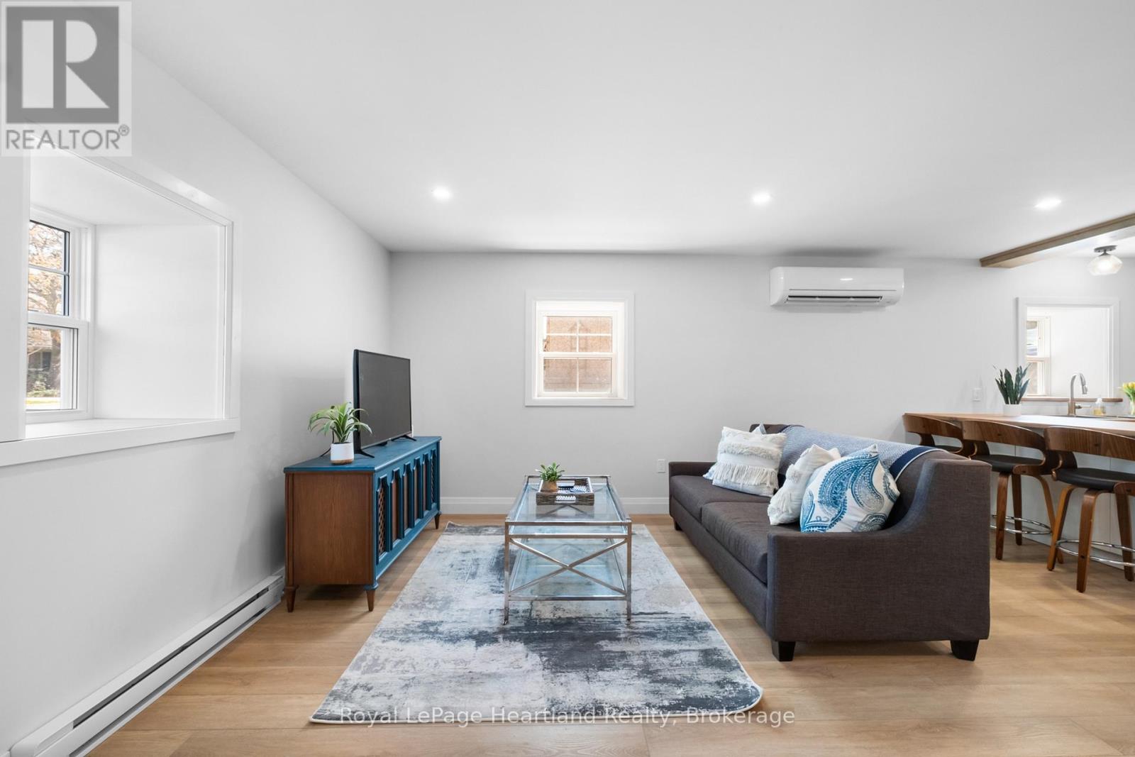 10 JESSIE STREET - Image 15