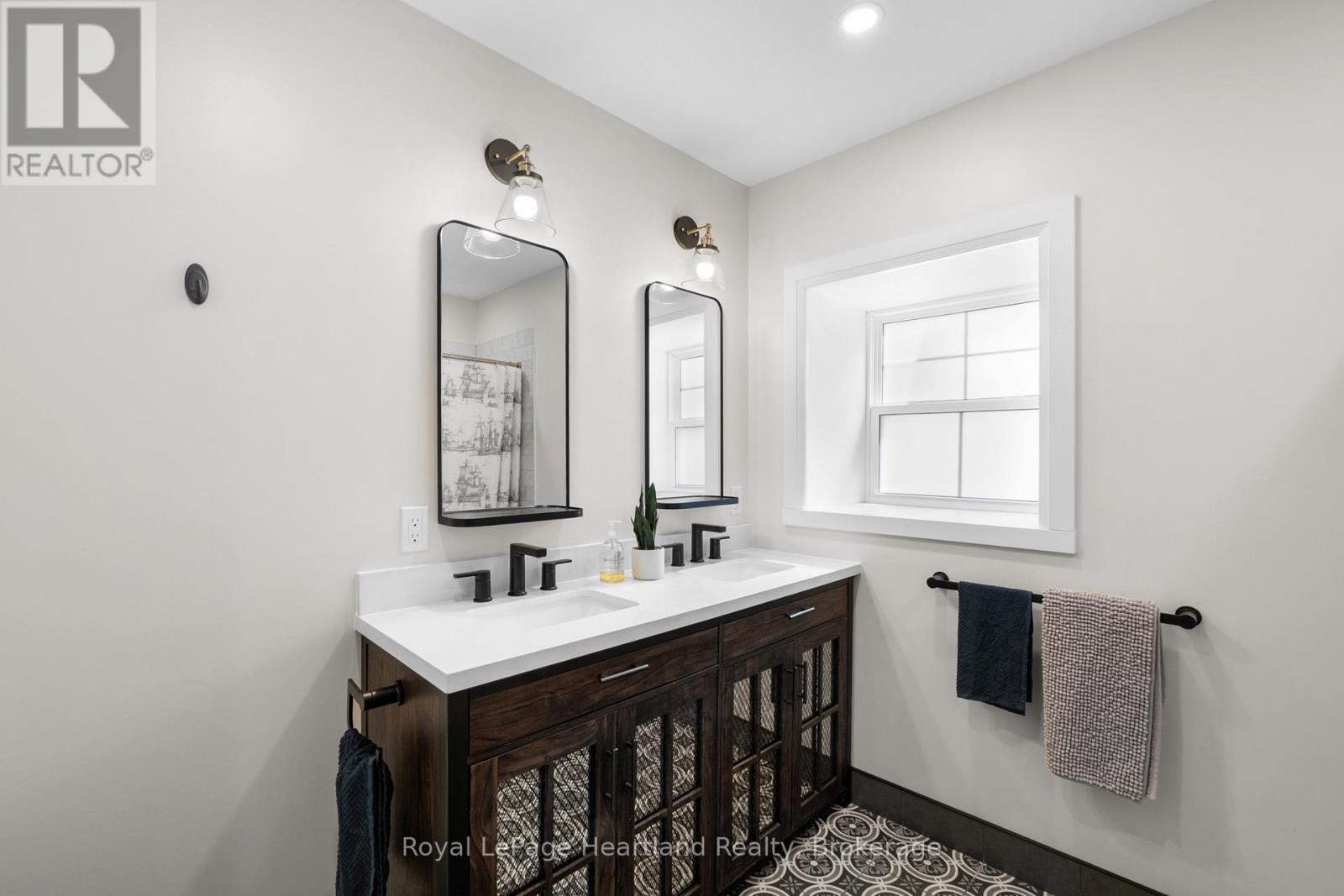 10 JESSIE STREET - Image 20