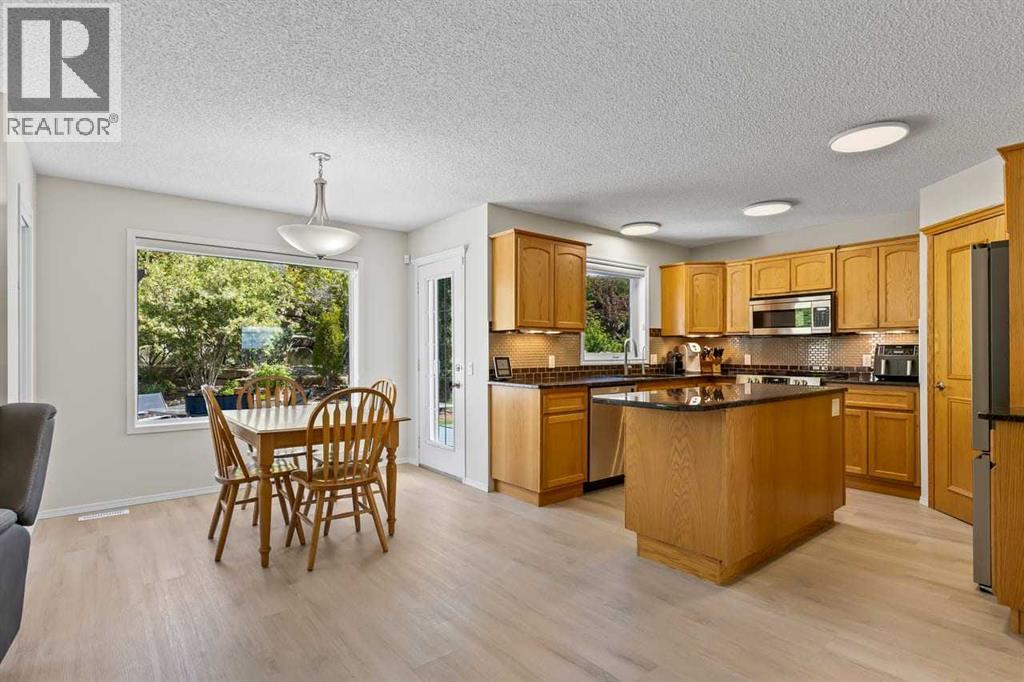 Eat in kitchen nook