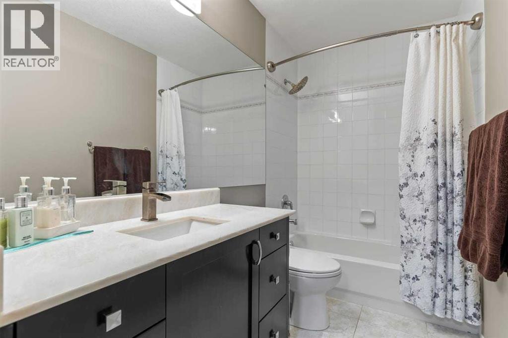 Upper floor bath