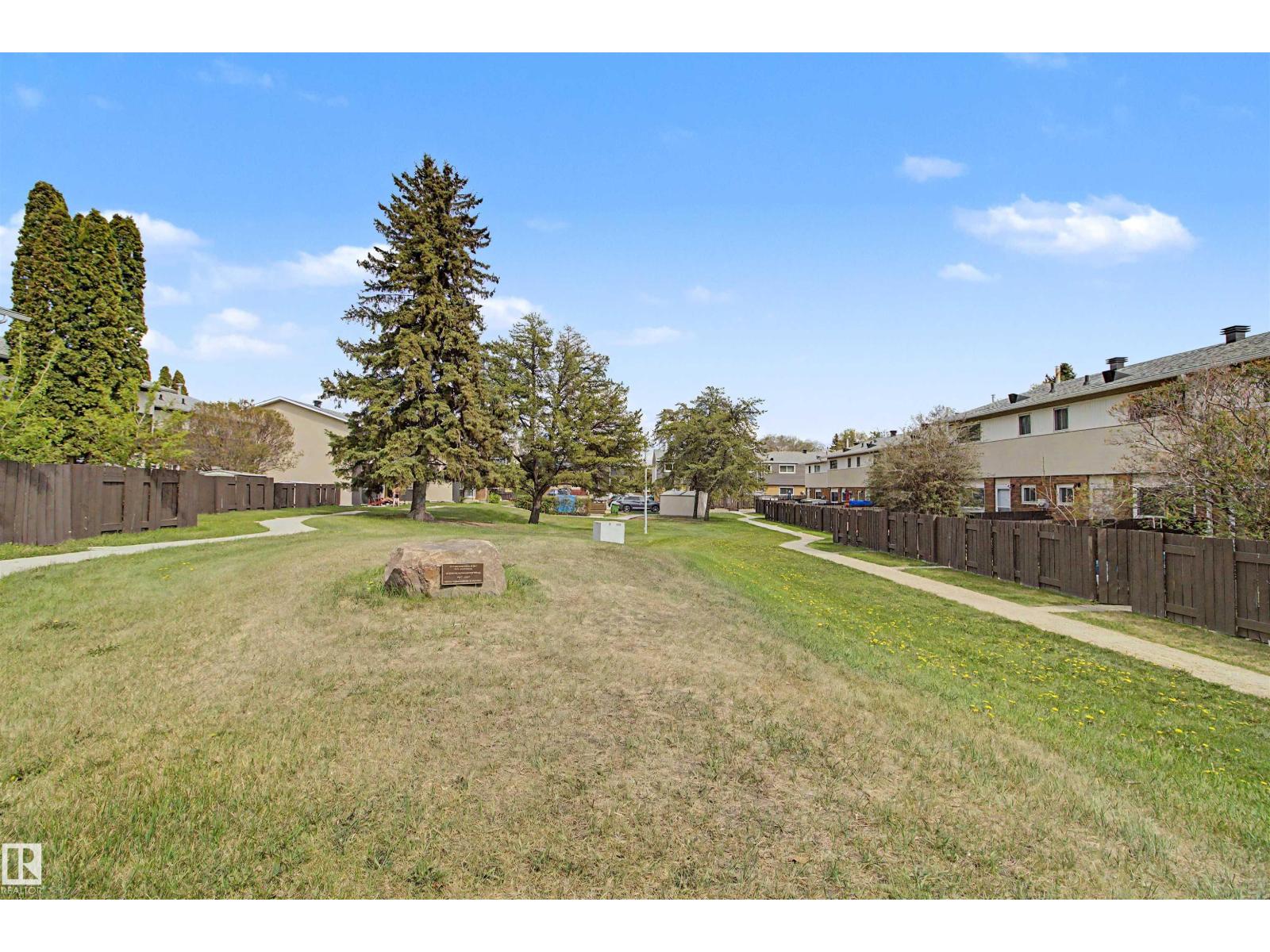 5724 143 AV NW — photo 29