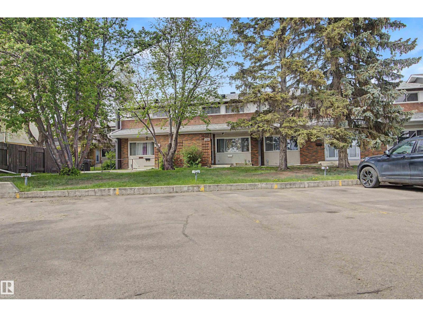 5724 143 AV NW — photo 31