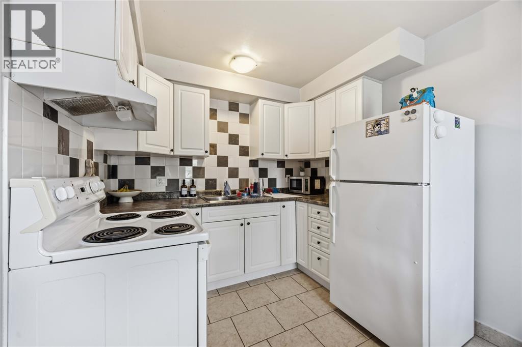 205 FANE STREET Unit# 7A, St Clair — photo 2