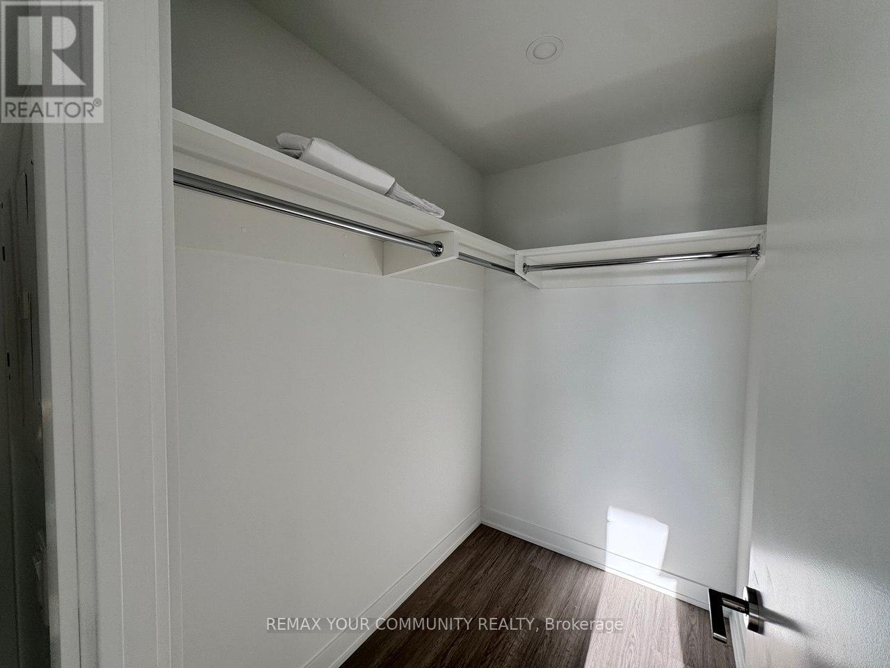 #332 8188 YONGE STREET - 11