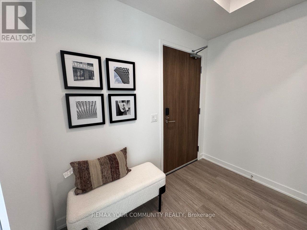 #332 8188 YONGE STREET - 2