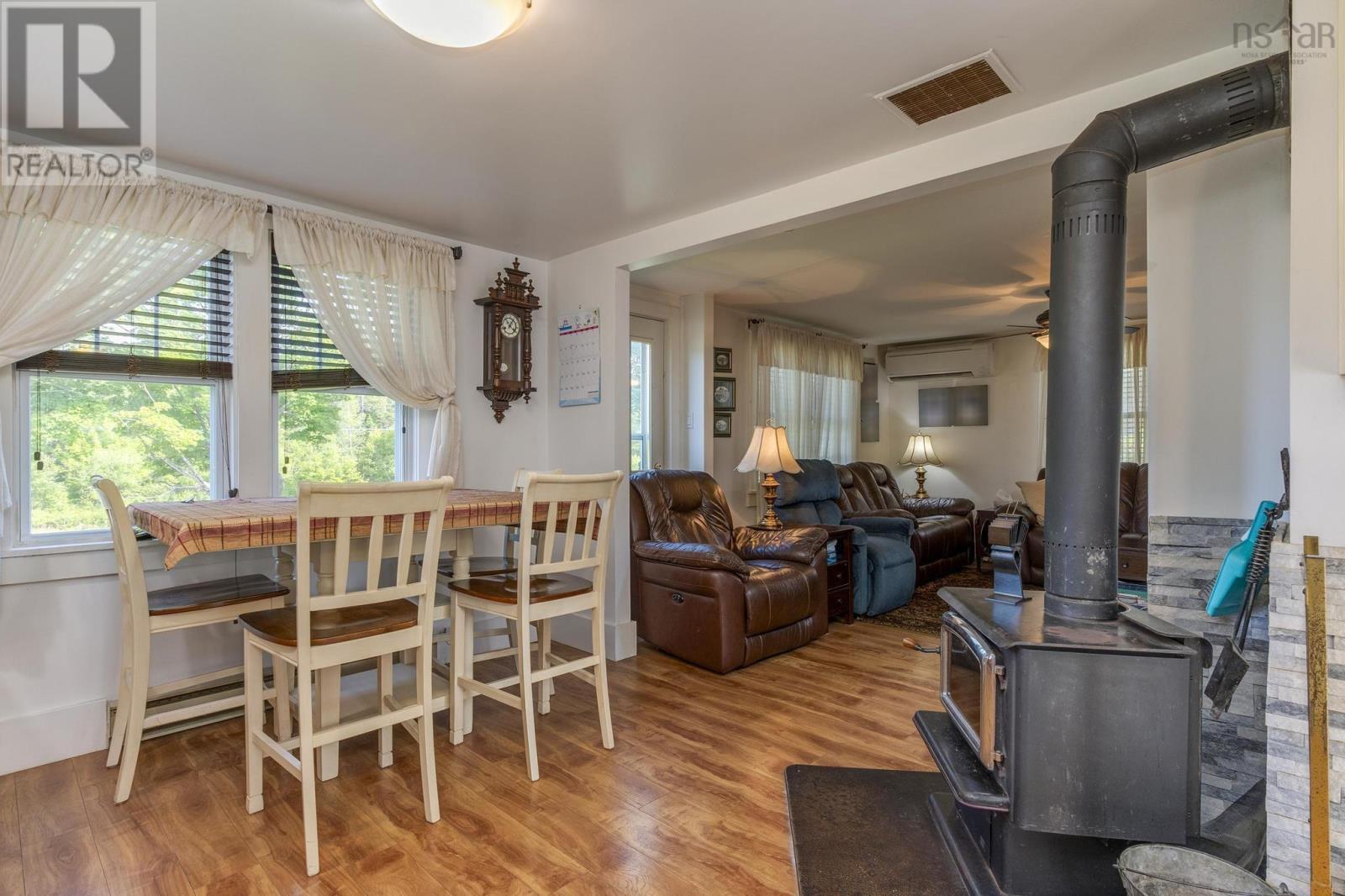 18665 Highway 103 - 31
