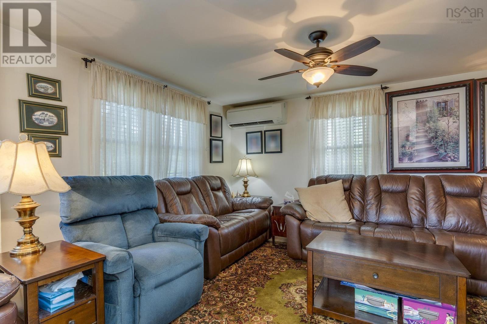18665 Highway 103 - 33