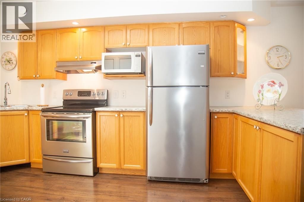 630 GREENOCK Street - 10