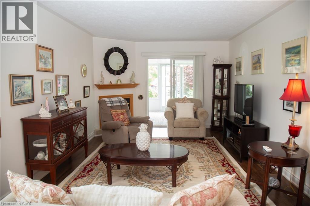 630 GREENOCK Street - 13