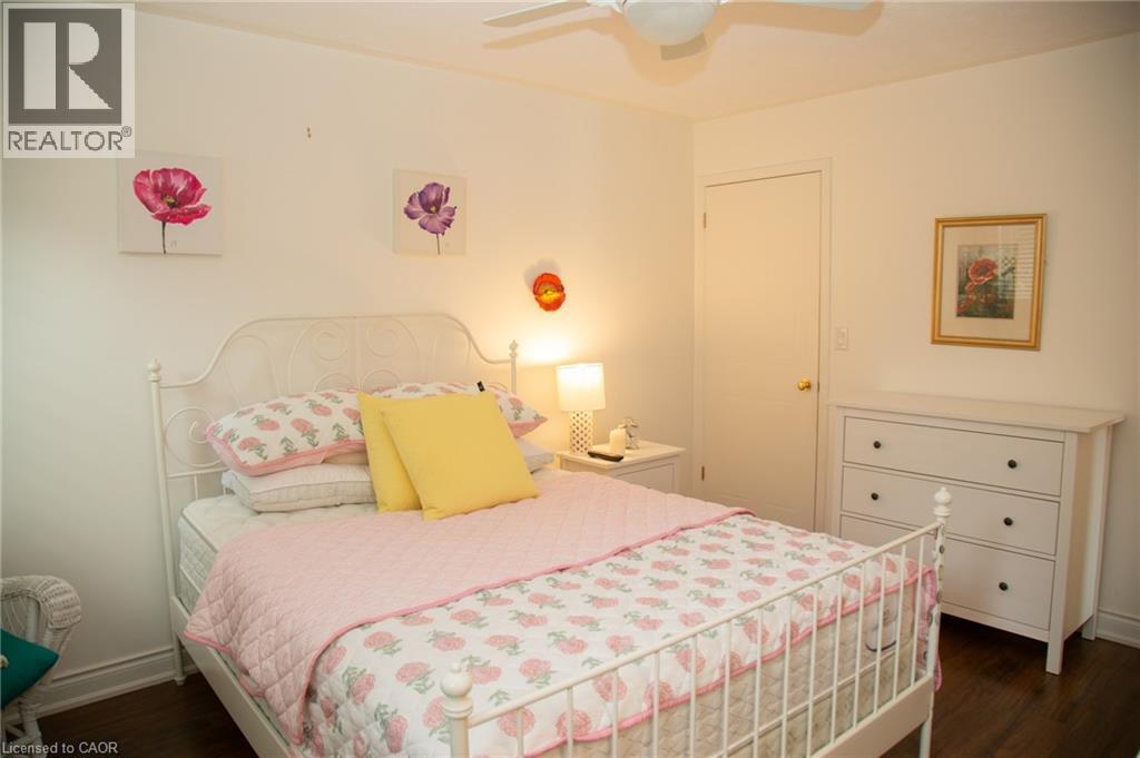 630 GREENOCK Street - 18