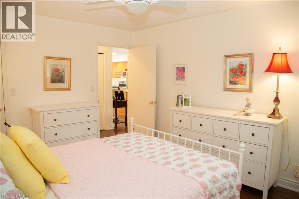 630 GREENOCK Street - 19