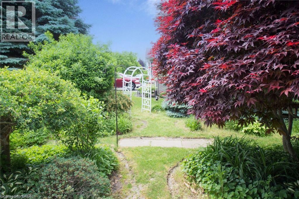 630 GREENOCK Street - 39