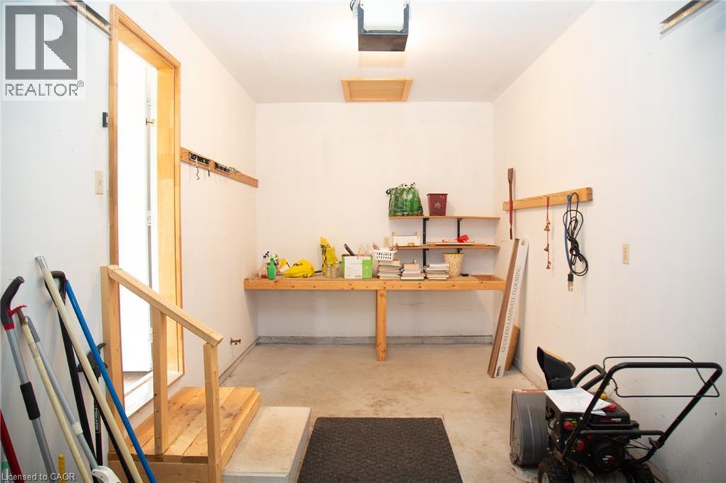 630 GREENOCK Street - 46