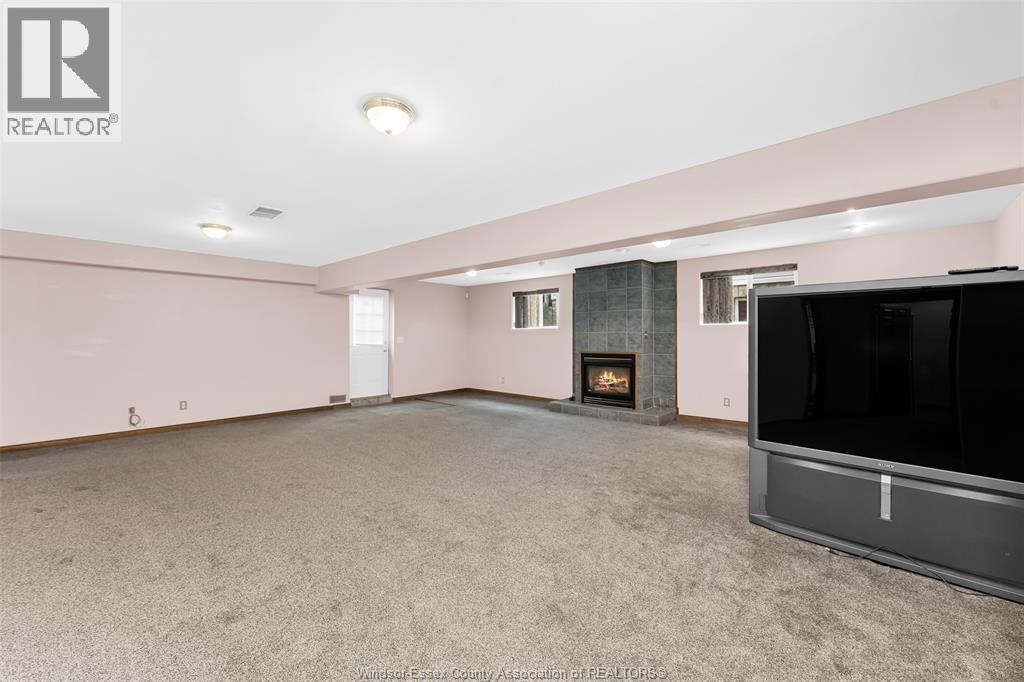 3438 TREELINE COURT - 23