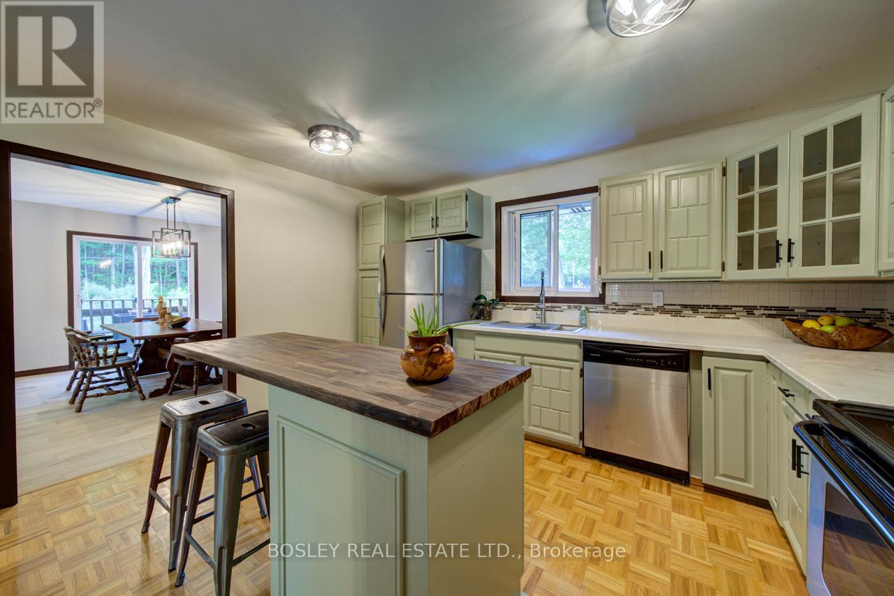 456 PARKVIEW COURT - 10