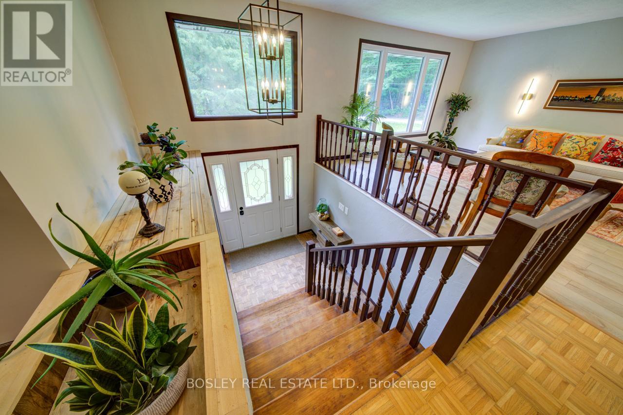 456 PARKVIEW COURT - 5