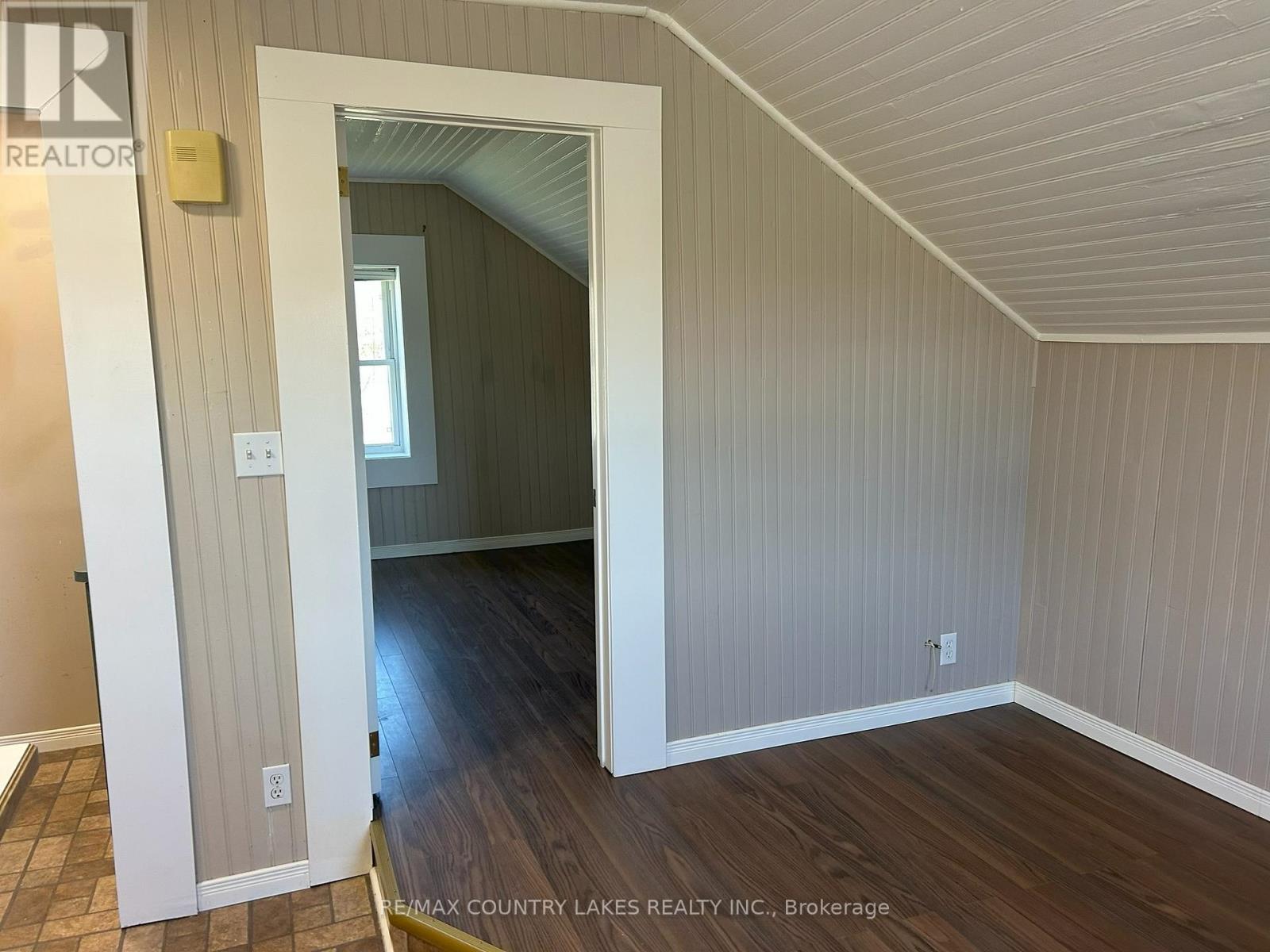 3232 SIMCOE ROAD - 13