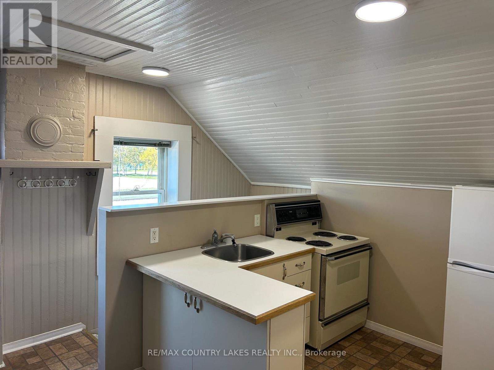 3232 SIMCOE ROAD - 15
