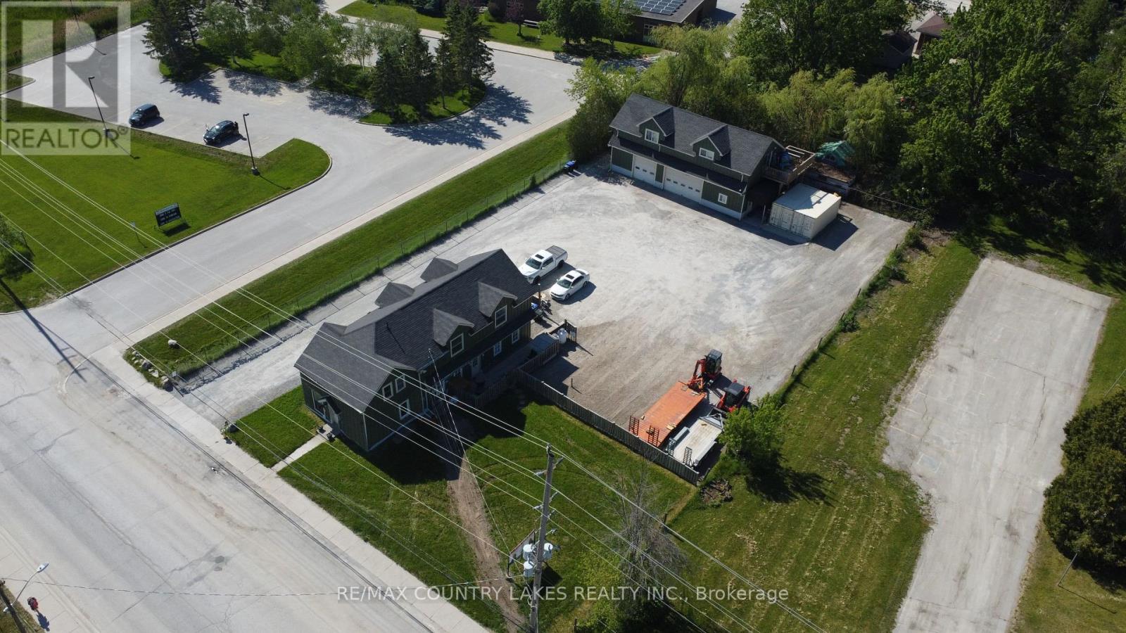 3232 SIMCOE ROAD - 3