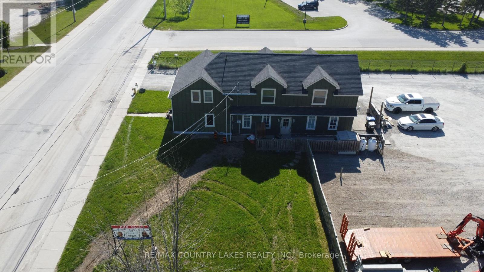 3232 SIMCOE ROAD - 4