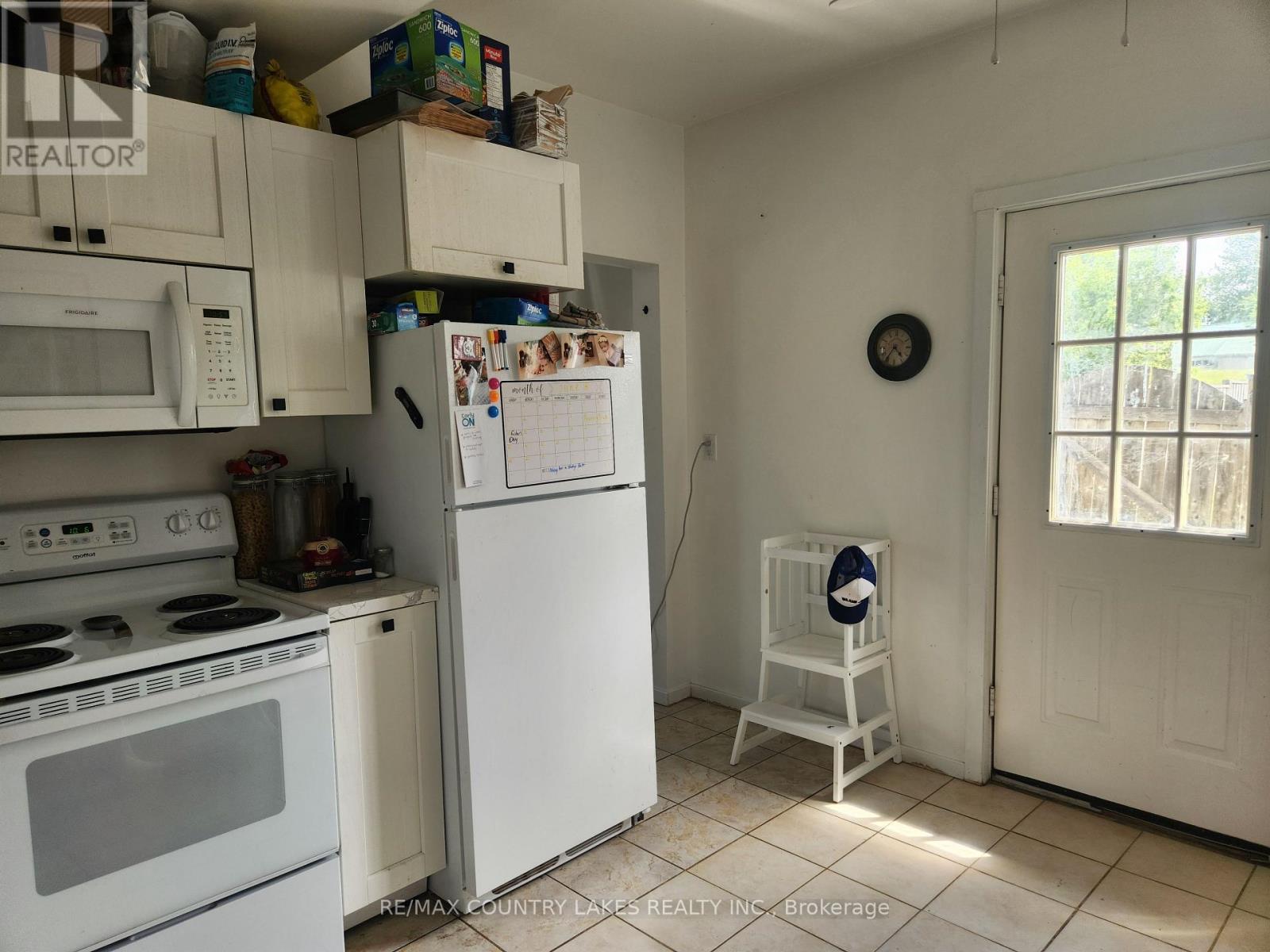 3232 SIMCOE ROAD - 7