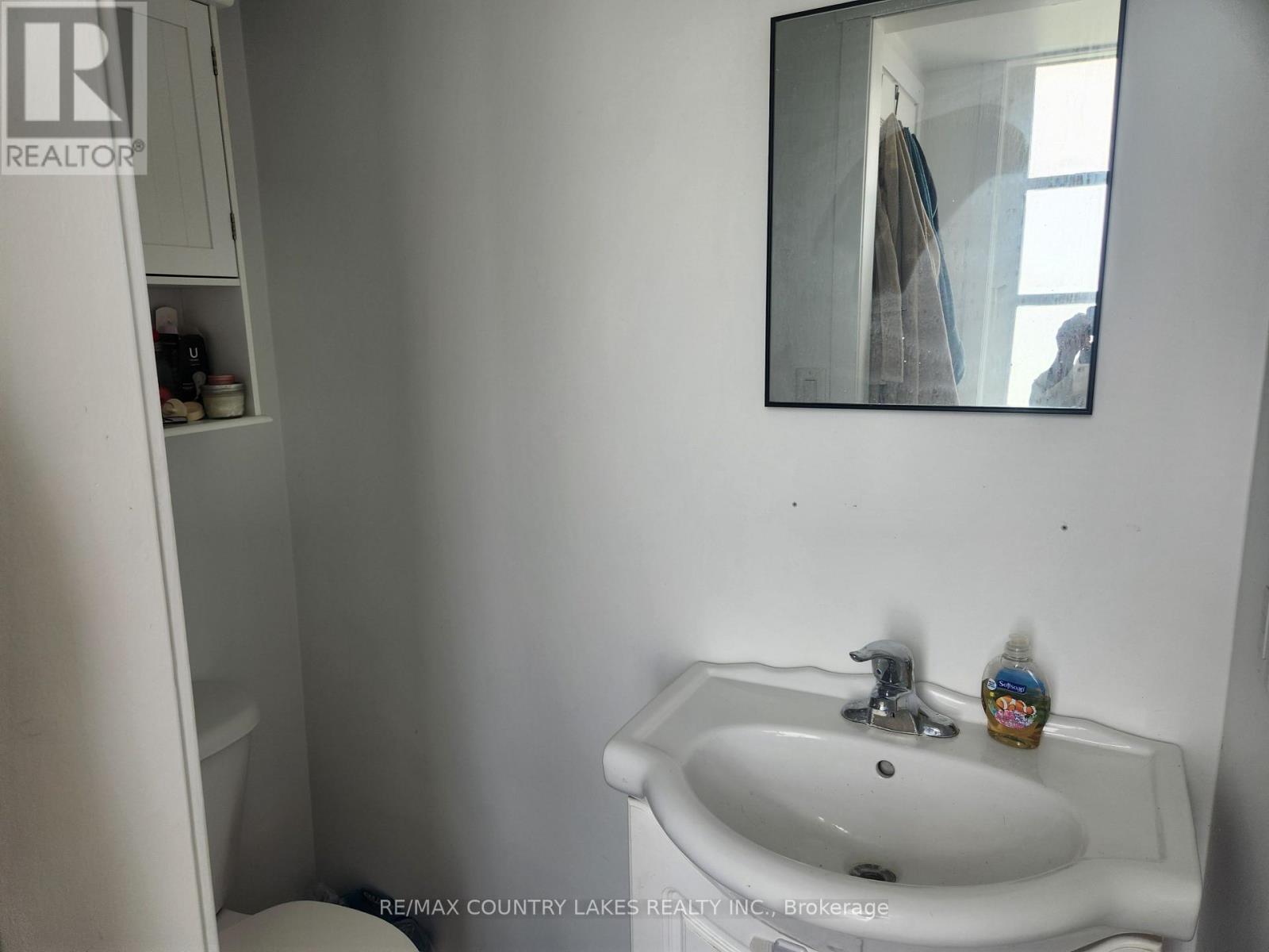 3232 SIMCOE ROAD - 9