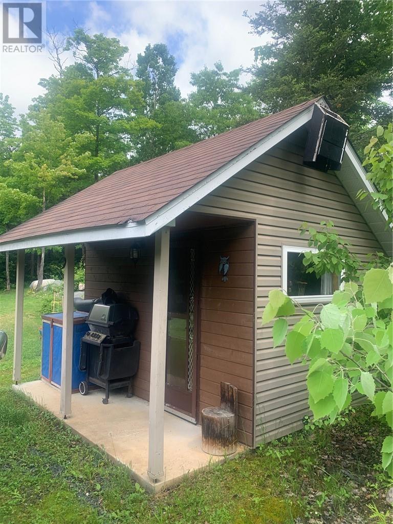 11 LANG LAKE - 47