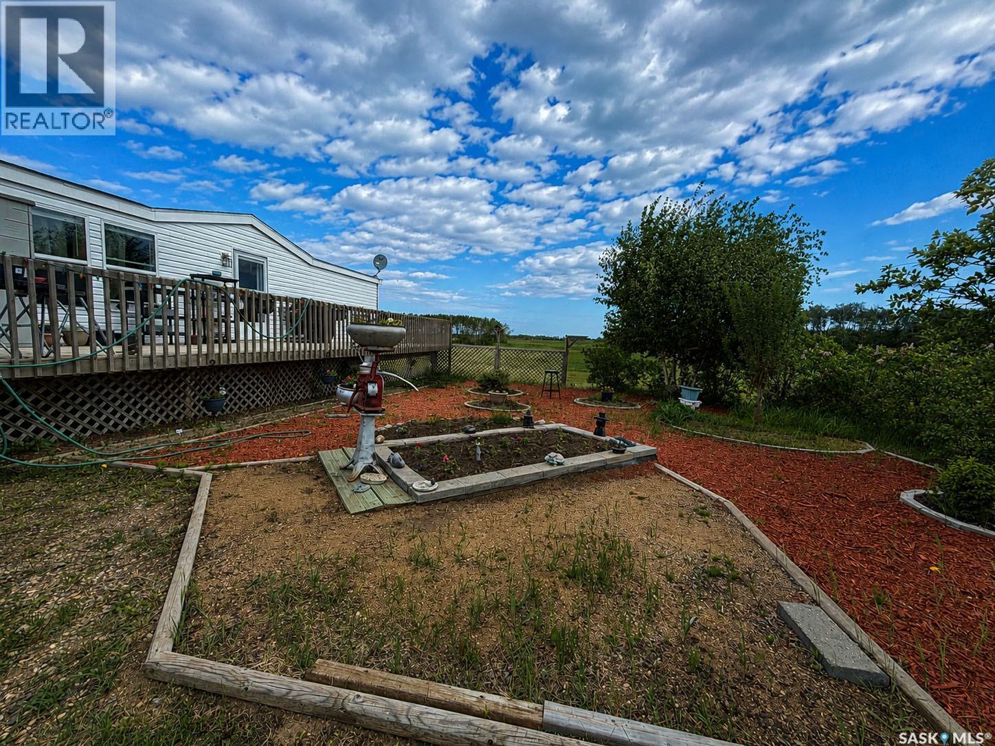 302 East Acreage - 23