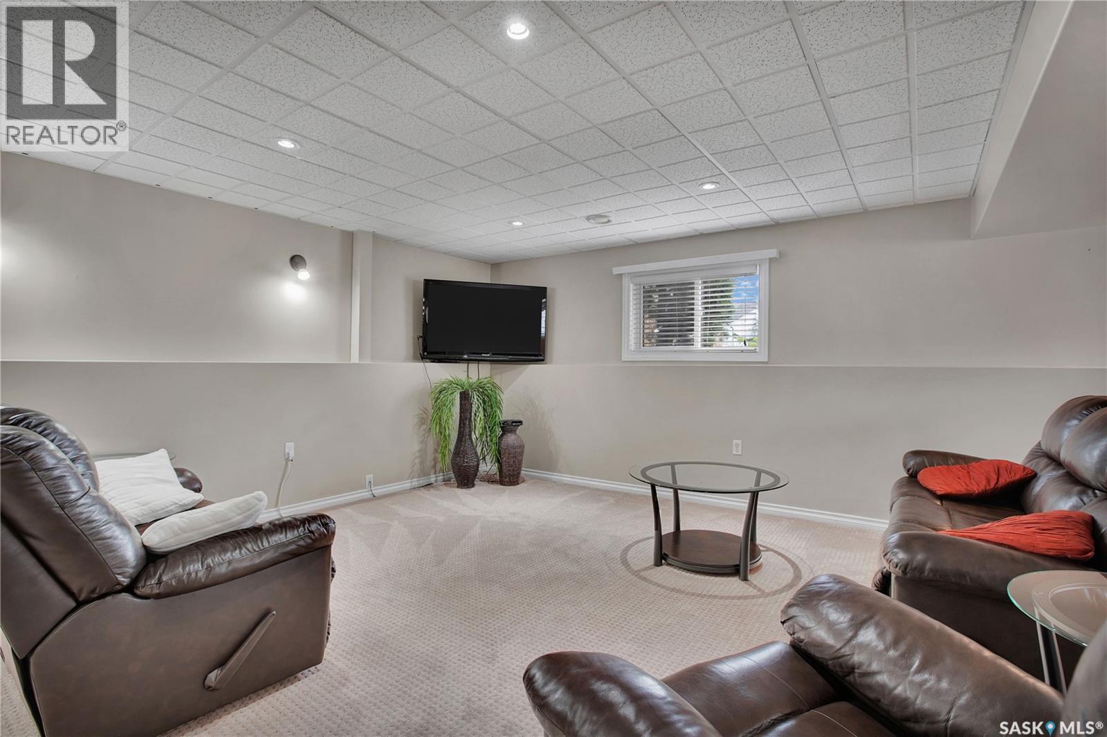 702 Grabowski CRESCENT — photo 14