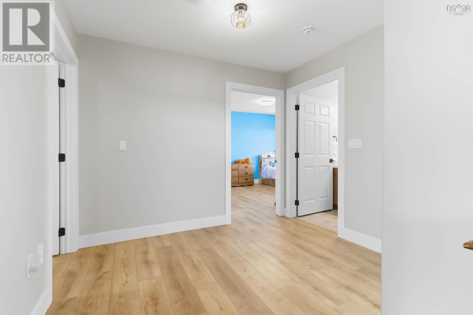 86 Riverview Drive - 35