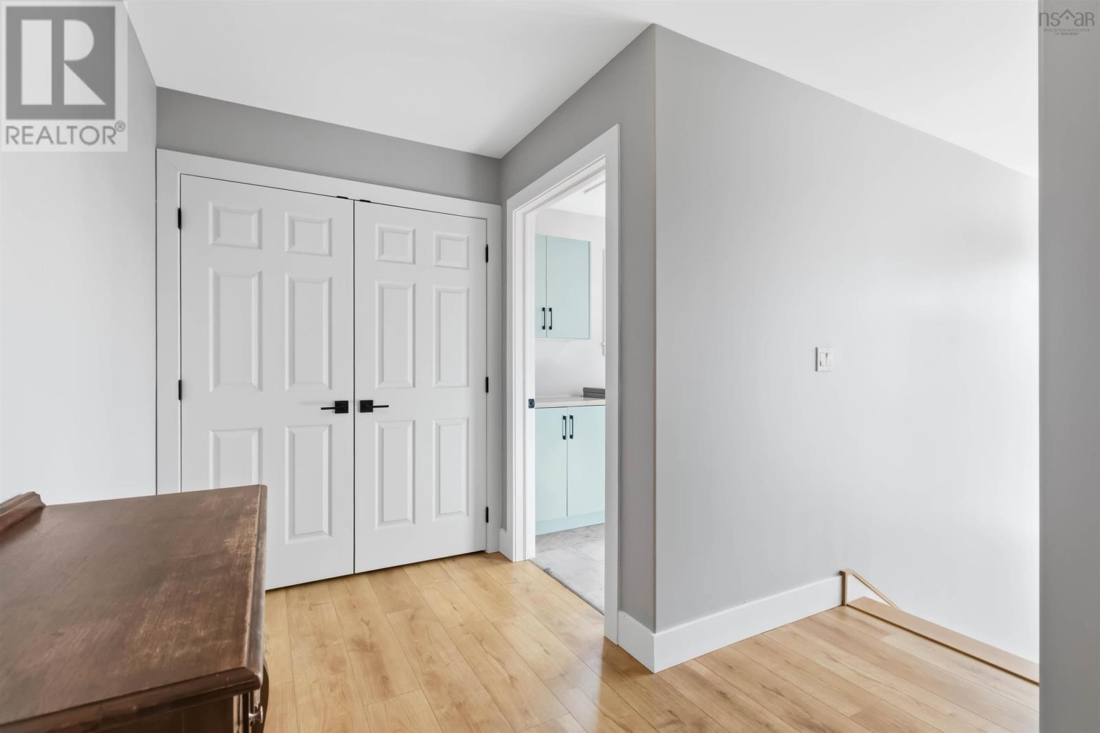 86 Riverview Drive - 26