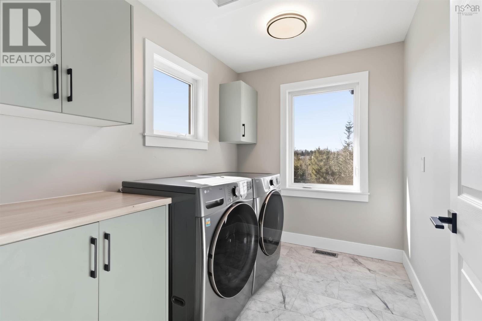 86 Riverview Drive - 34