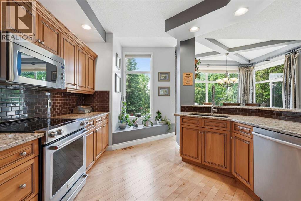 347 Mt Douglas Green SE — photo 16